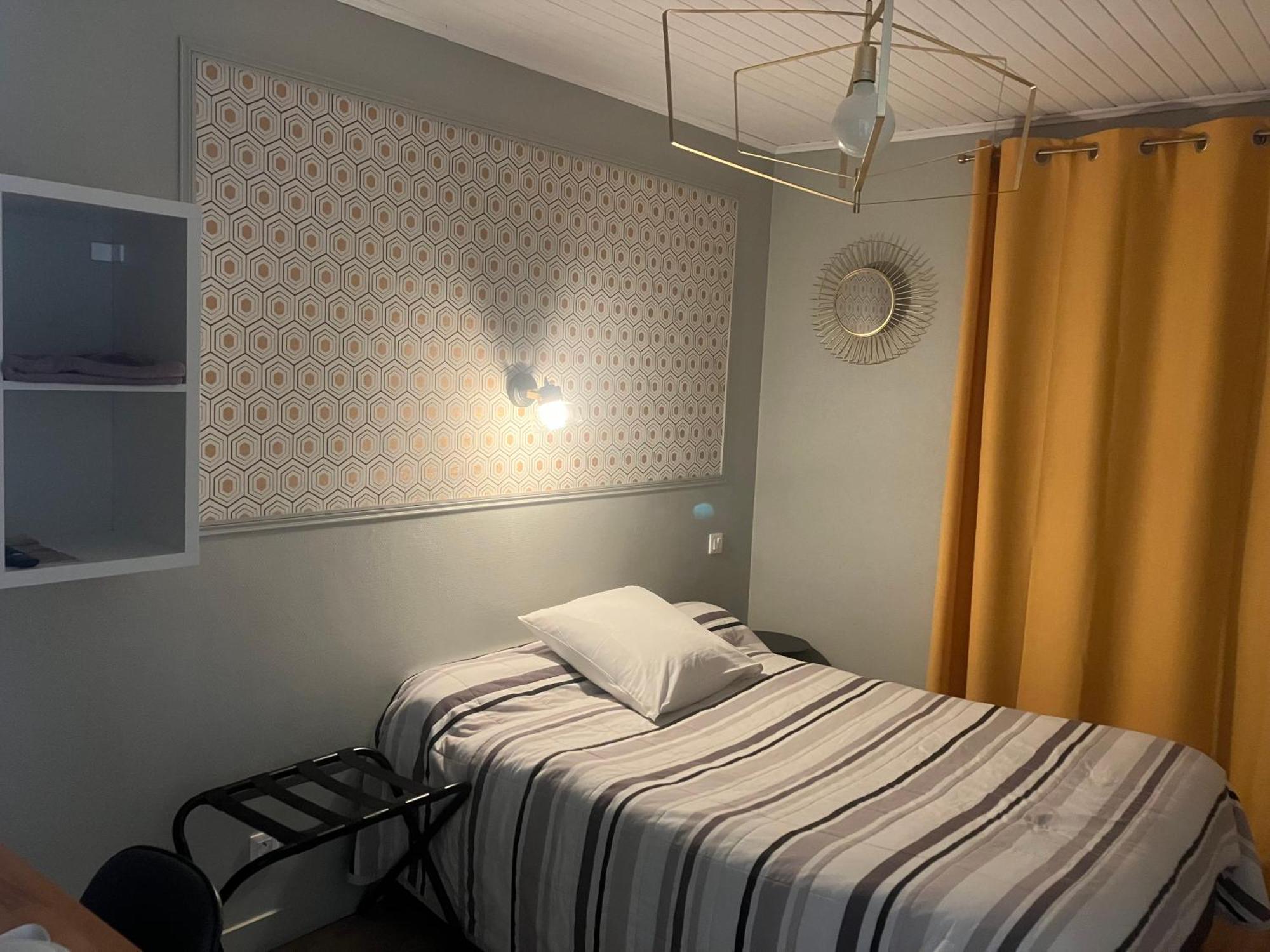 Hotel Du Nord Chambres Familiales Fontaines  Luaran gambar